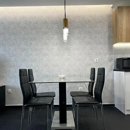 Blue & Gold Stylish Apartment *