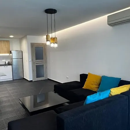 Blue & Gold Stylish Apartment *